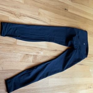 Lululemon navy size 2  compression leggings full length